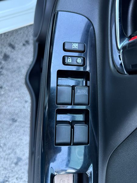 2020 Toyota Yaris(vitz)1.0 petrol auto,47k Miles 373864471