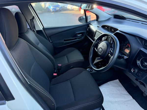 2020 Toyota Yaris(vitz)1.0 petrol auto,47k Miles 373864473