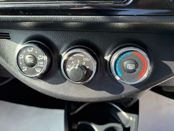 2020 Toyota Yaris(vitz)1.0 petrol auto,47k Miles 373864489