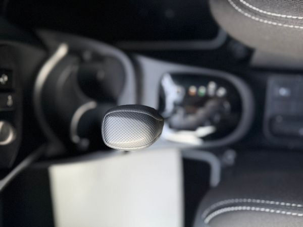 2020 Toyota Yaris(vitz) 1.0 petrol Auto,33k Miles 373864550