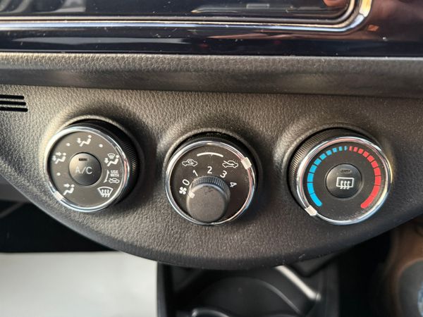 2020 Toyota Yaris(vitz) 1.0 petrol Auto,33k Miles 373864551