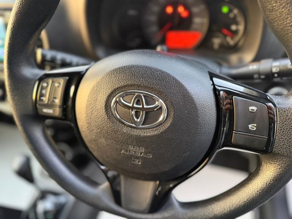 2020 Toyota Yaris(vitz) 1.0 petrol Auto,33k Miles 373864553