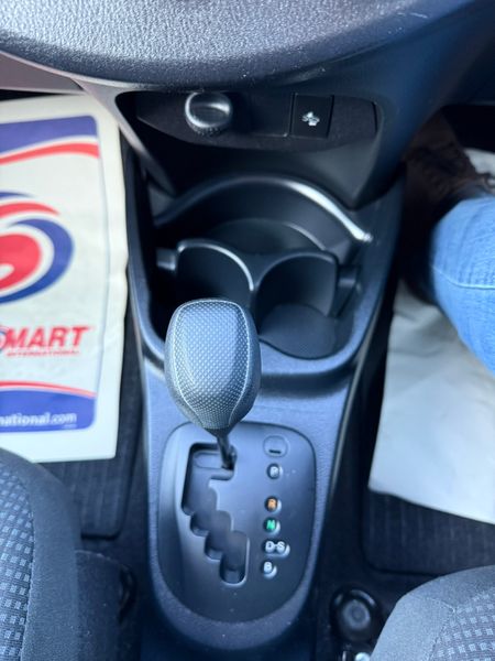 2019 Toyota Yaris(vitz)1.0 Petrol Auto,49k Miles 373865366