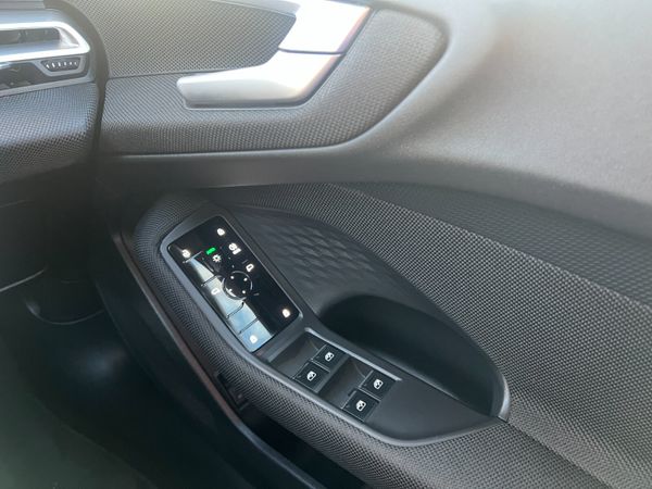 IRISH REG - 2025 (252) Audi  A5 SE 40 2.0 TDI 373889485