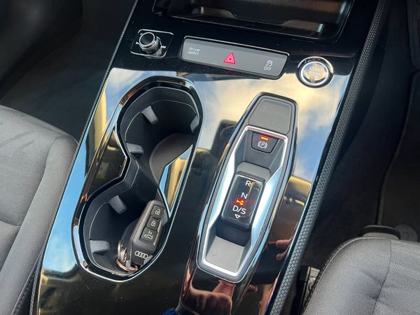 IRISH REG - 2025 (252) Audi  A5 SE 40 2.0 TDI 373889488