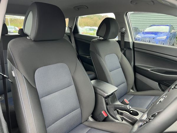 2017 Hyundai Tucson SE Nav BlueDrive 1.7 CRDI 373889853