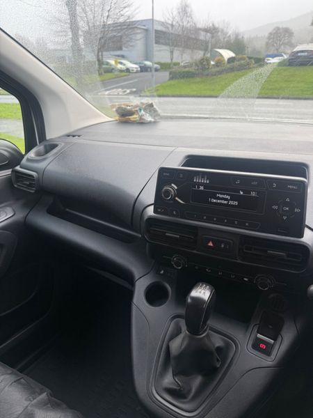 Peugeot Partner 202 3 Seats INCLUDES VAT 373899679