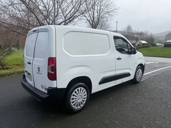 Peugeot Partner 202 3 Seats INCLUDES VAT 373899682