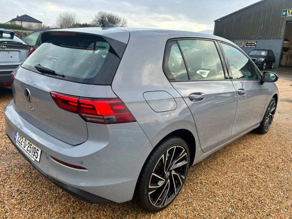 Volkswagen Golf life 2.0 TDI 115ps 373890696