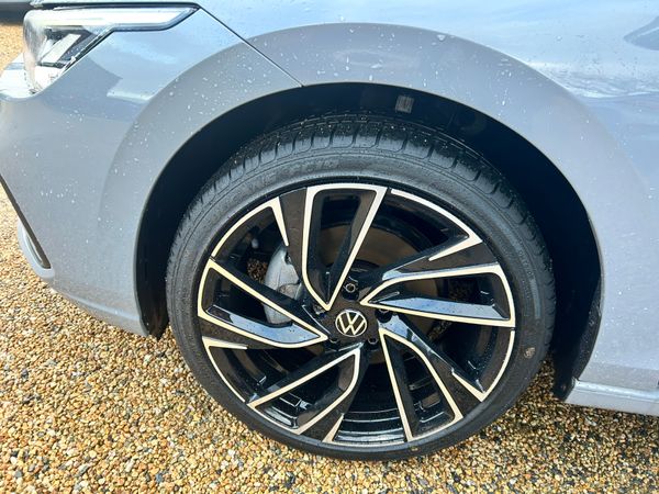 Volkswagen Golf life 2.0 TDI 115ps 373890706