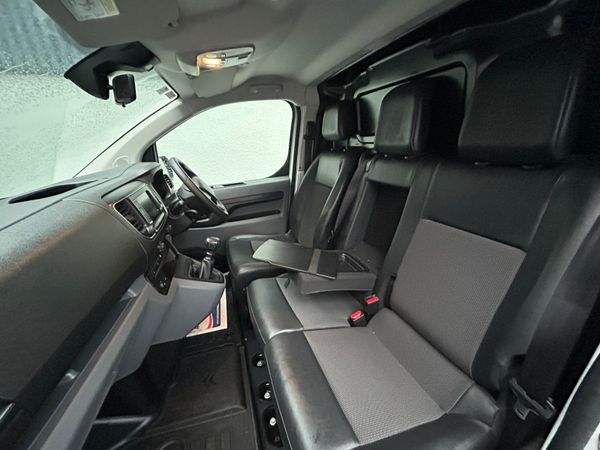 2021 Citroen Dispatch 'Enterprise with A/C 373916104