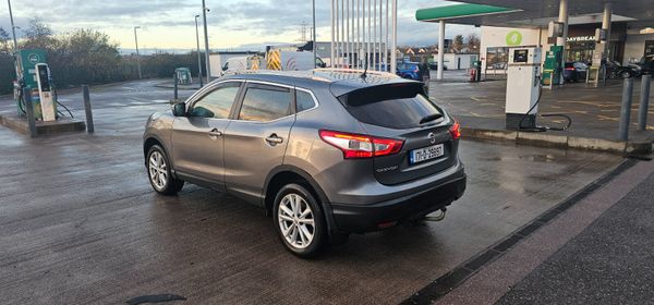 Nissan Qashqai Automatic Top Spec Panoramic roof 373924862