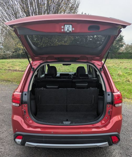 Mitsubishi Outlander AUTO/4X4 /7 SEATER /TOP SPEC 373926067