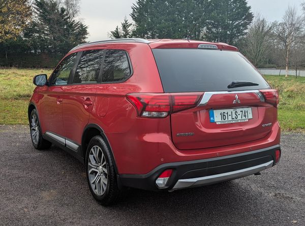 Mitsubishi Outlander AUTO/4X4 /7 SEATER /TOP SPEC 373926069