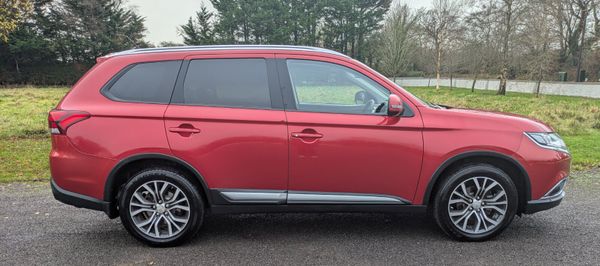 Mitsubishi Outlander AUTO/4X4 /7 SEATER /TOP SPEC 373926078