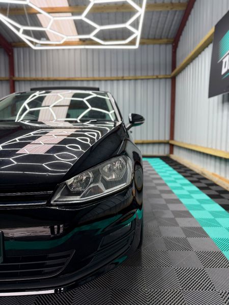 Volkswagen Golf 2016 (162) Lounge spec + Panoroof! 373921897