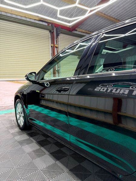 Volkswagen Golf 2016 (162) Lounge spec + Panoroof! 373921892