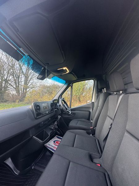 Mercedes-Benz Sprinter 2020 373922718