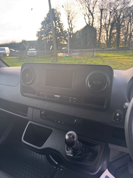 Mercedes-Benz Sprinter 2020 373922724