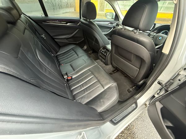 BMW 520D SE Business Edition 373937381