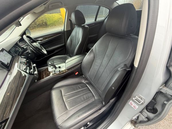 BMW 520D SE Business Edition 373937383