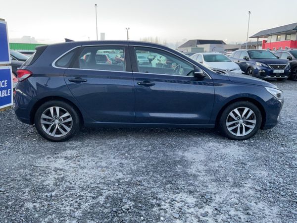 2018 HYUNDAI i30 1.6 DIESEL DELUXE SPOTLESS 373930463