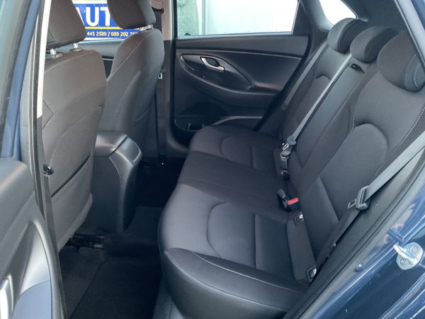 2018 HYUNDAI i30 1.6 DIESEL DELUXE SPOTLESS 373930472