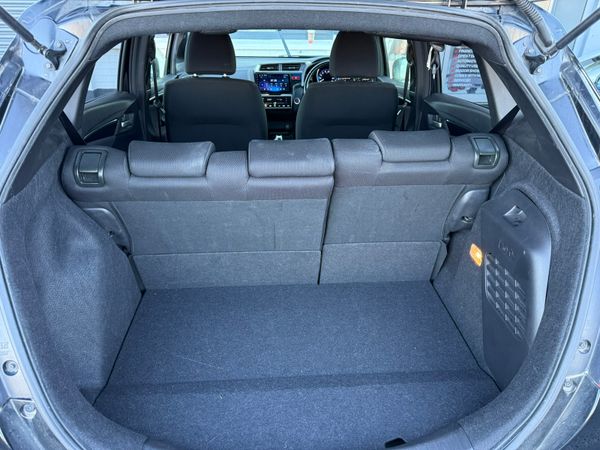 2017 Honda JAZZ/FIT 1.5 Hybrid auto, Sport Specs 373933199