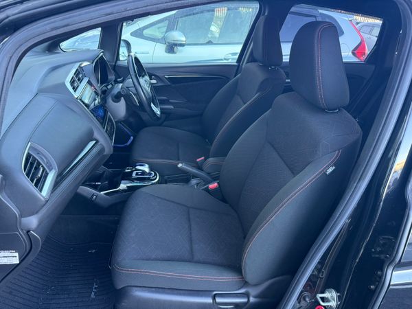 2017 Honda FIT 1.5 Hybrid automatic, Sport Specs 373933829