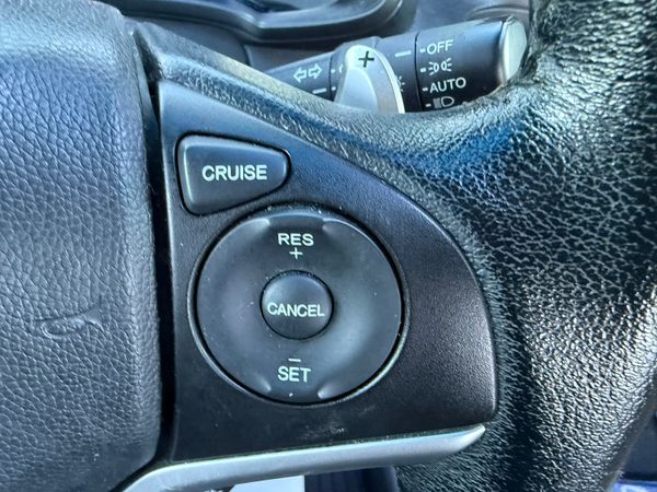 2017 Honda FIT 1.5 Hybrid automatic, Sport Specs 373933822