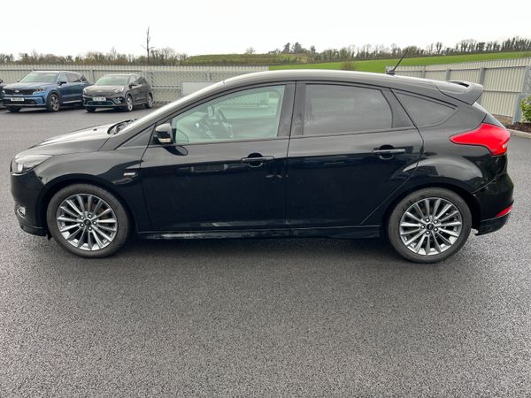 2018 Ford Focus ST Line 1.0 Petrol 373946490