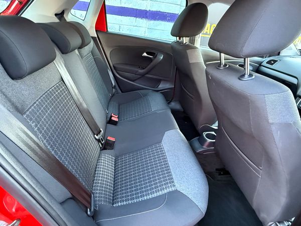 Volkswagen Polo 2016 automatic 373957759