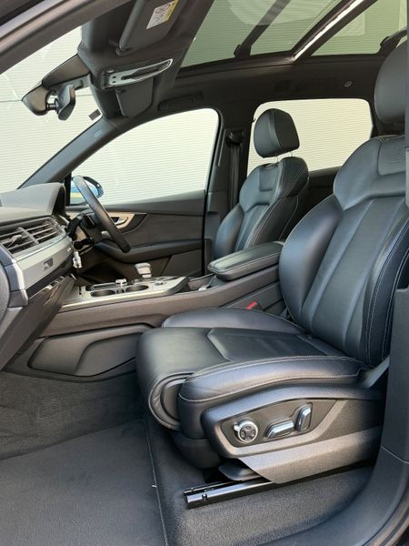 Audi Q7 Sline Quattro *7 Seat *LowKMS 373966951