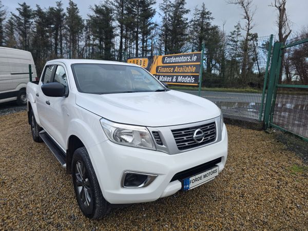 Nissan Navara 2019 373960625