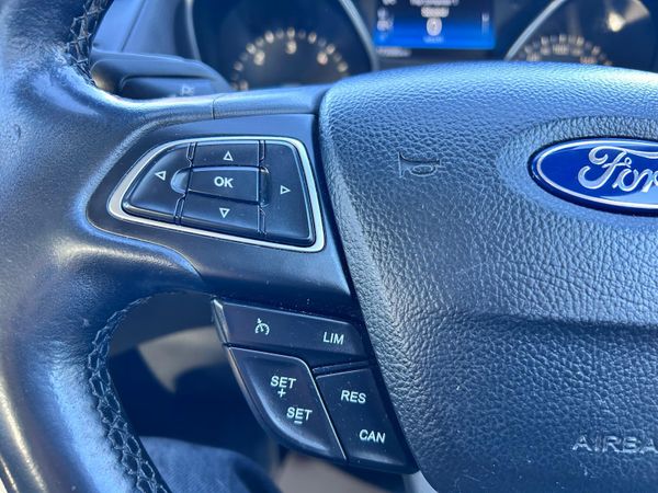 FORD FOCUS 1.6TDCI ! 373974928