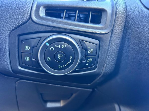 FORD FOCUS 1.6TDCI ! 373974930