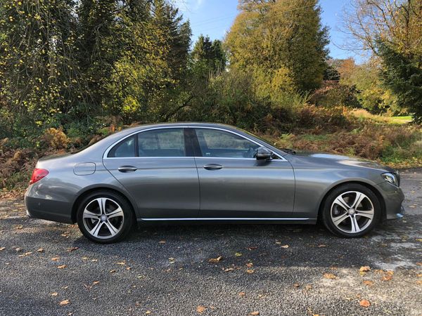 MERCEDES E-220 AVANTGARDE 373975307