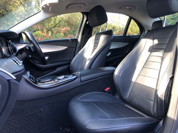 MERCEDES E-220 AVANTGARDE 373975315