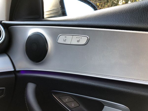 MERCEDES E-220 AVANTGARDE 373975323