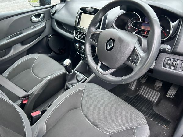 RENAULT CLíO 1.2 PETROL LOW KLMS 373975778