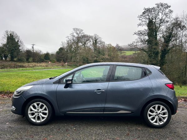 RENAULT CLíO 1.2 PETROL LOW KLMS 373975773