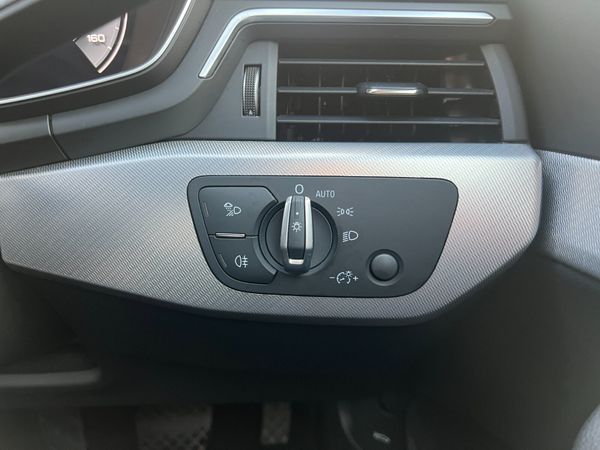 2021 (212) Audi A4 Sport Edition 35 2.0 TDI 373977232