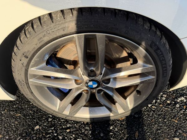 16 BMW 118D M SPORT 373978607
