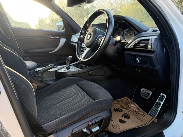 16 BMW 118D M SPORT 373978633