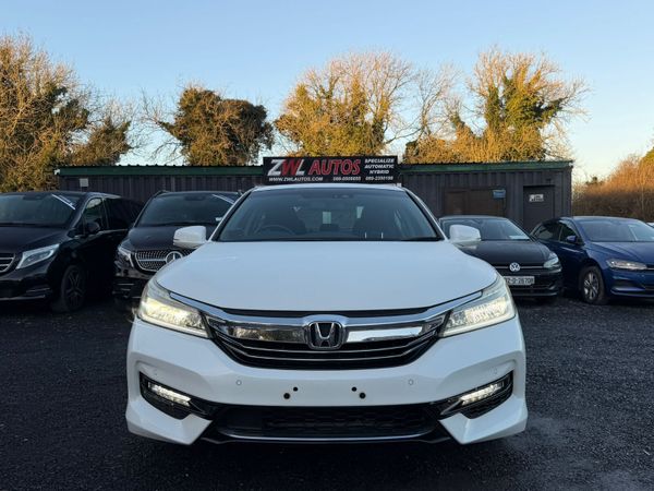 17 Honda Accord 2.0 hybrid auto very top spec 373978934