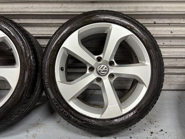 Volkswagen Golf GTI Alloys 17” 373987143