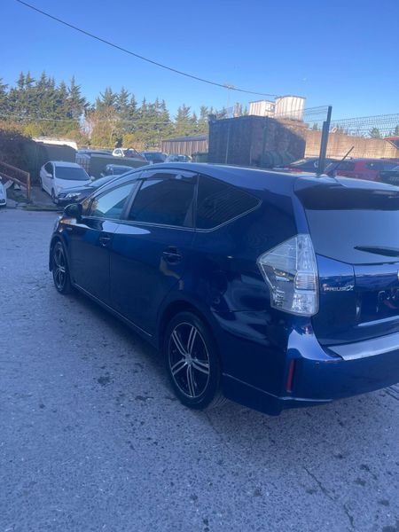 2012 Toyota Prius Hybrid Auto / 7 seater 373987564
