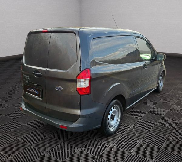 231 Ford Transit Courier VAT Inc 373981678