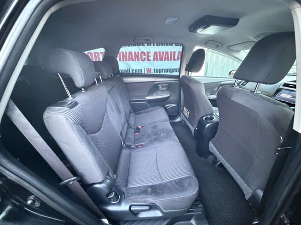 Toyota Prius 7 seater 373994191