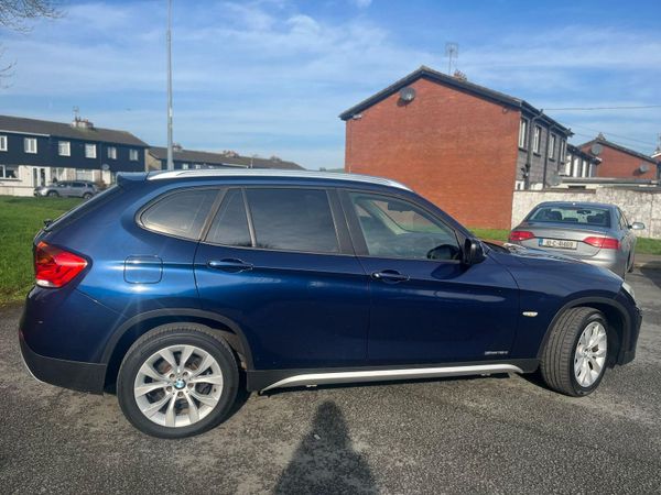 BMW X1 2011 373994810